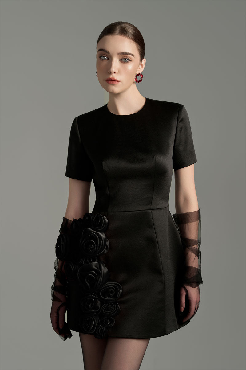 EMBROIDERED SHORT SLEEVE MINI DRESS IN BLACK - CULT MIA