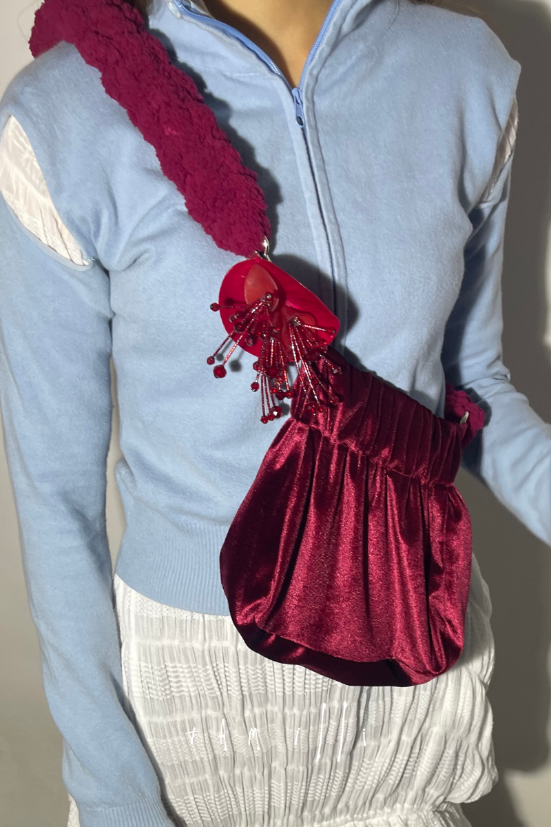CAT ON A MOUNTAIN ORCHID BAG IN RED - CULT MIA