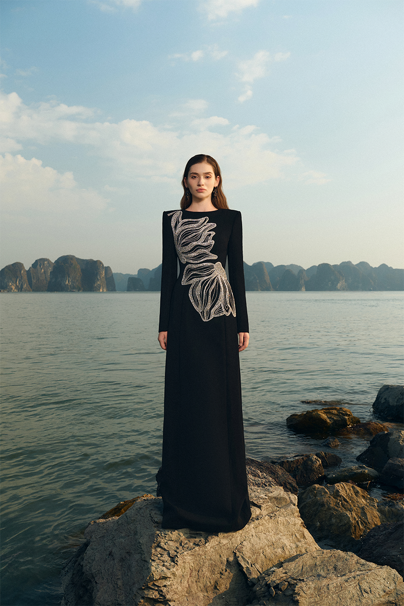 VELVET SATIN GOWN - CULT MIA