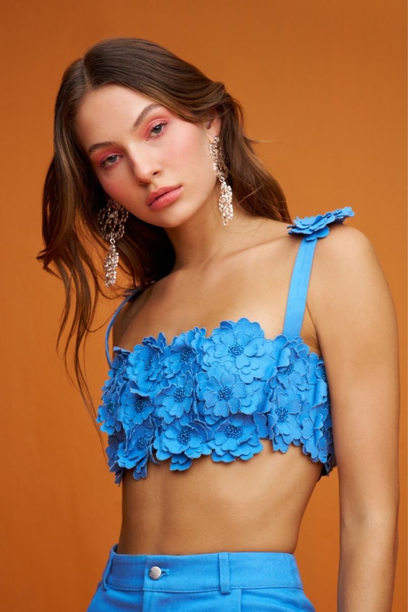 BUTTERCUP BLUE FLORAL TOP - CULT MIA