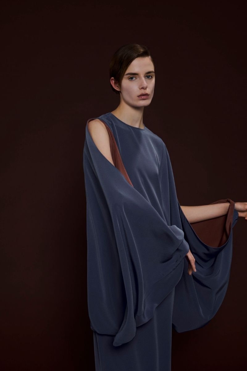 COLOR-CONTRAST SLEEVE KAFTAN IN BLUE - CULT MIA