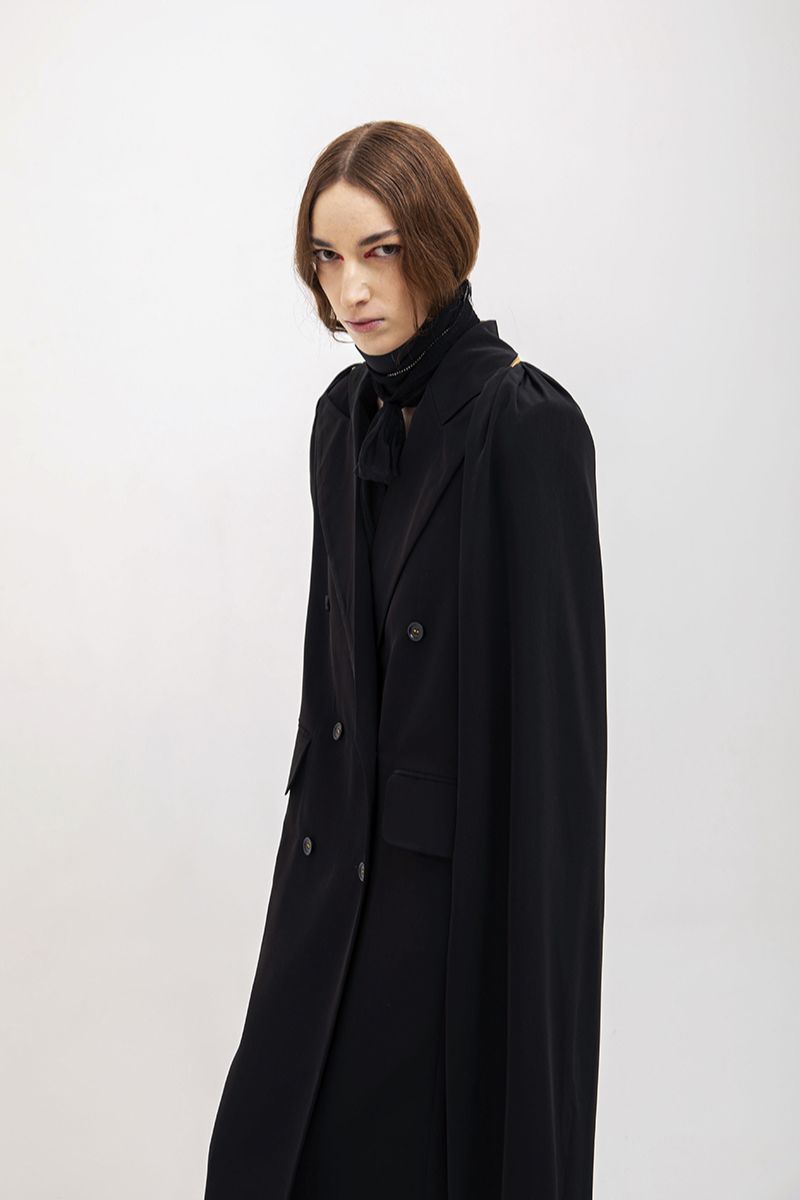 LONG JACKET WITH ZIP-ON DETACHABLE SCARF IN BLACK - CULT MIA