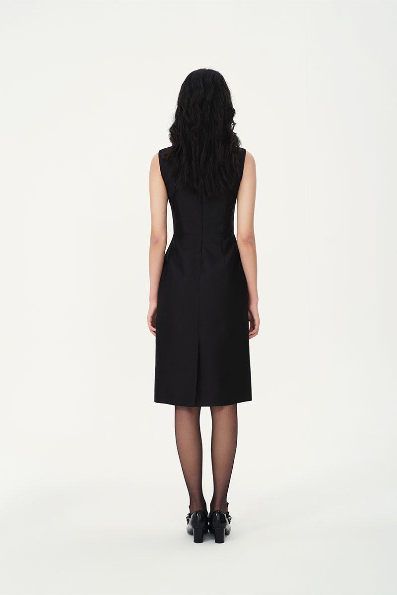 BLACK ROSE APPLIQUÉ DRESS - CULT MIA