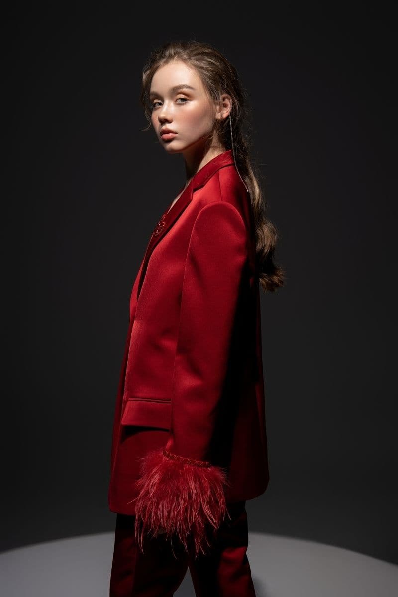 RED KELLY TAFFETA FEATHER SUIT JACKET | 21Six | CULT MIA