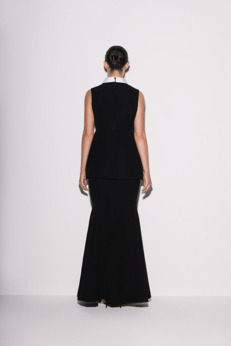 SIGNATURE COLLARED A-LINE TOP IN BLACK - CULT MIA