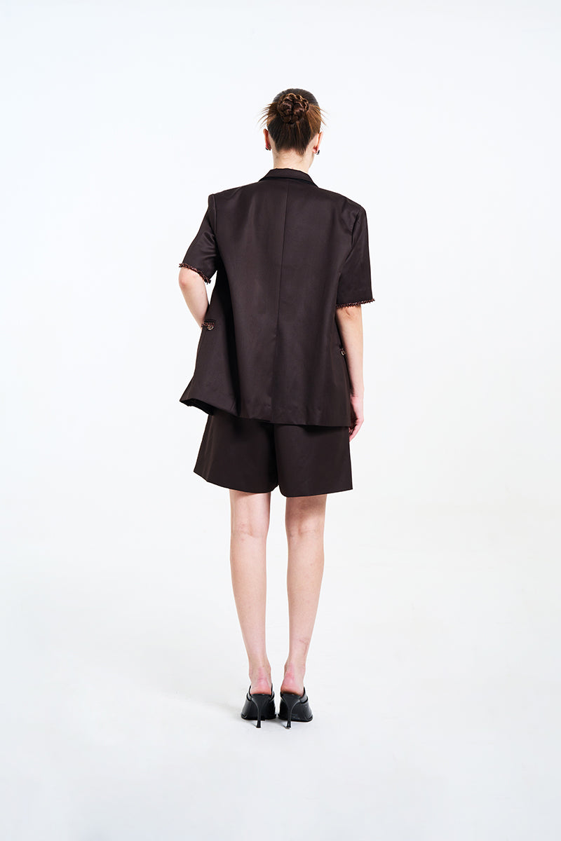 NARA SHORTS IN BROWN - CULT MIA