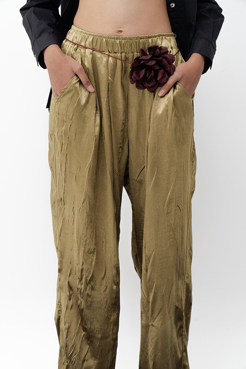 SAKA OLIVE RELAXED FIT PANTS - CULT MIA