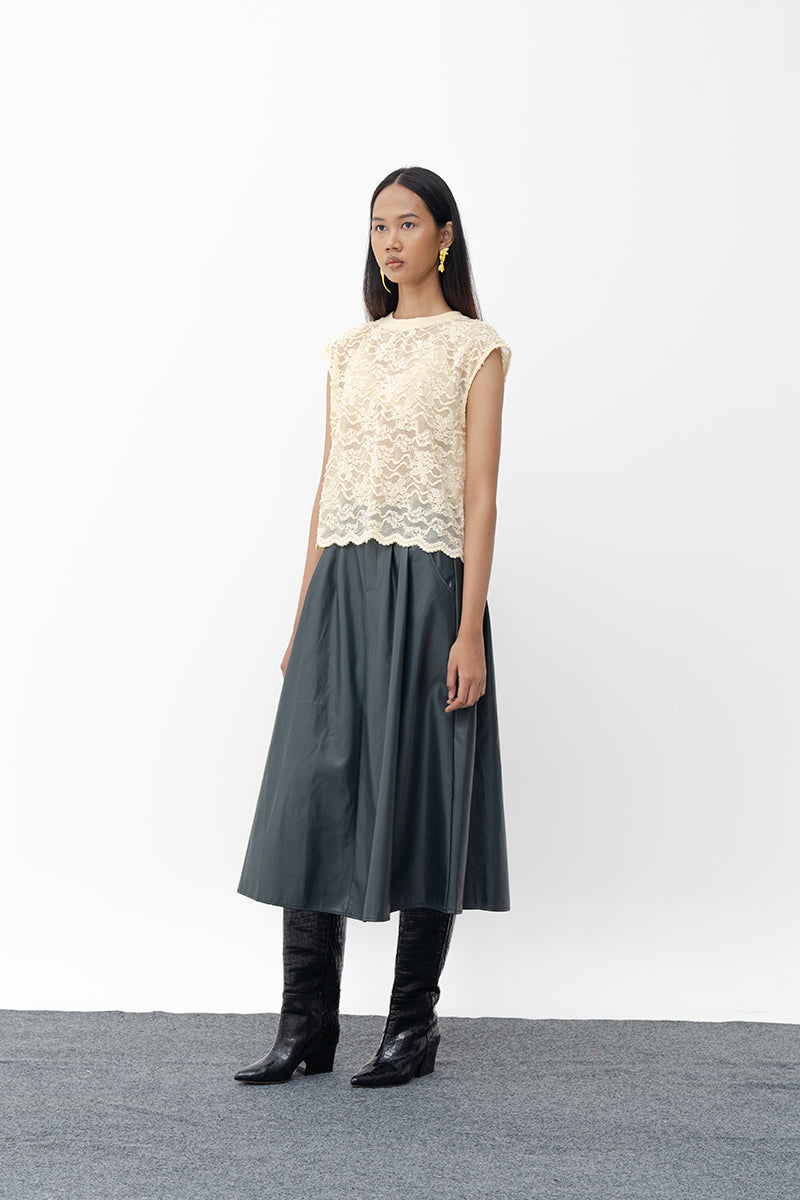 SARAH YELLOW BUTTERFLY PATTERNED LACE TOP - CULT MIA