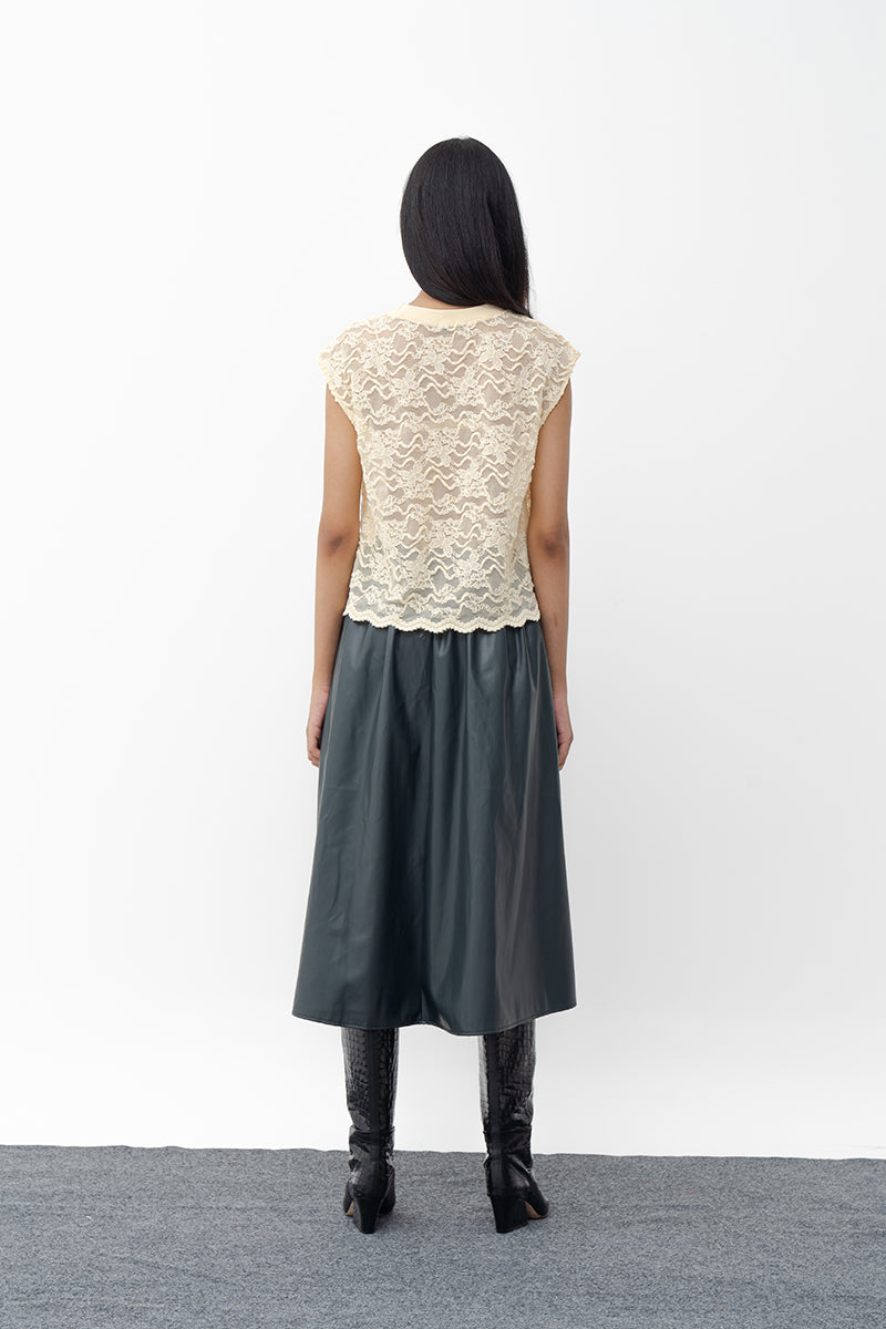 SARAH YELLOW BUTTERFLY PATTERNED LACE TOP - CULT MIA