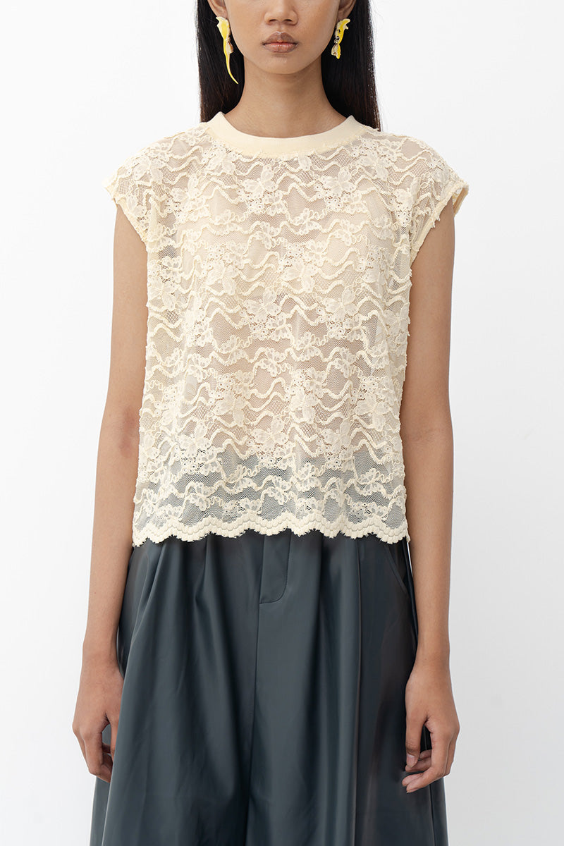 SARAH YELLOW BUTTERFLY PATTERNED LACE TOP - CULT MIA