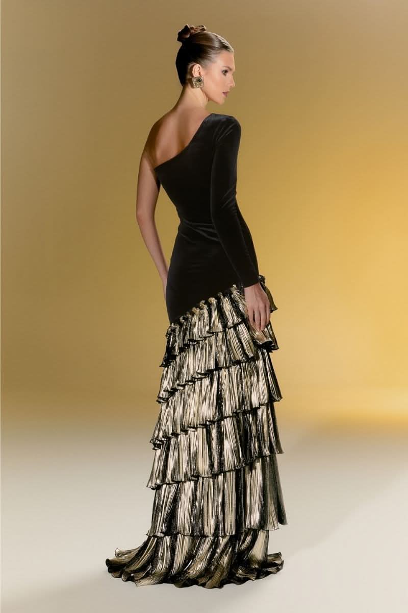 SR NUR KARAATA X CULT MIA BALTIMORE GOWN - CULT MIA