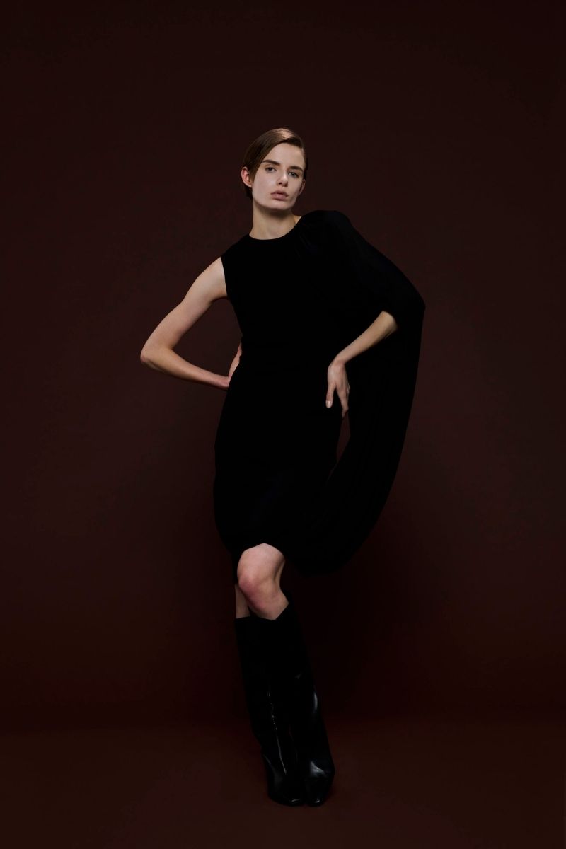 ASYMMETRIC SHOULDER HOOP KNIT DRESS IN BLACK - CULT MIA