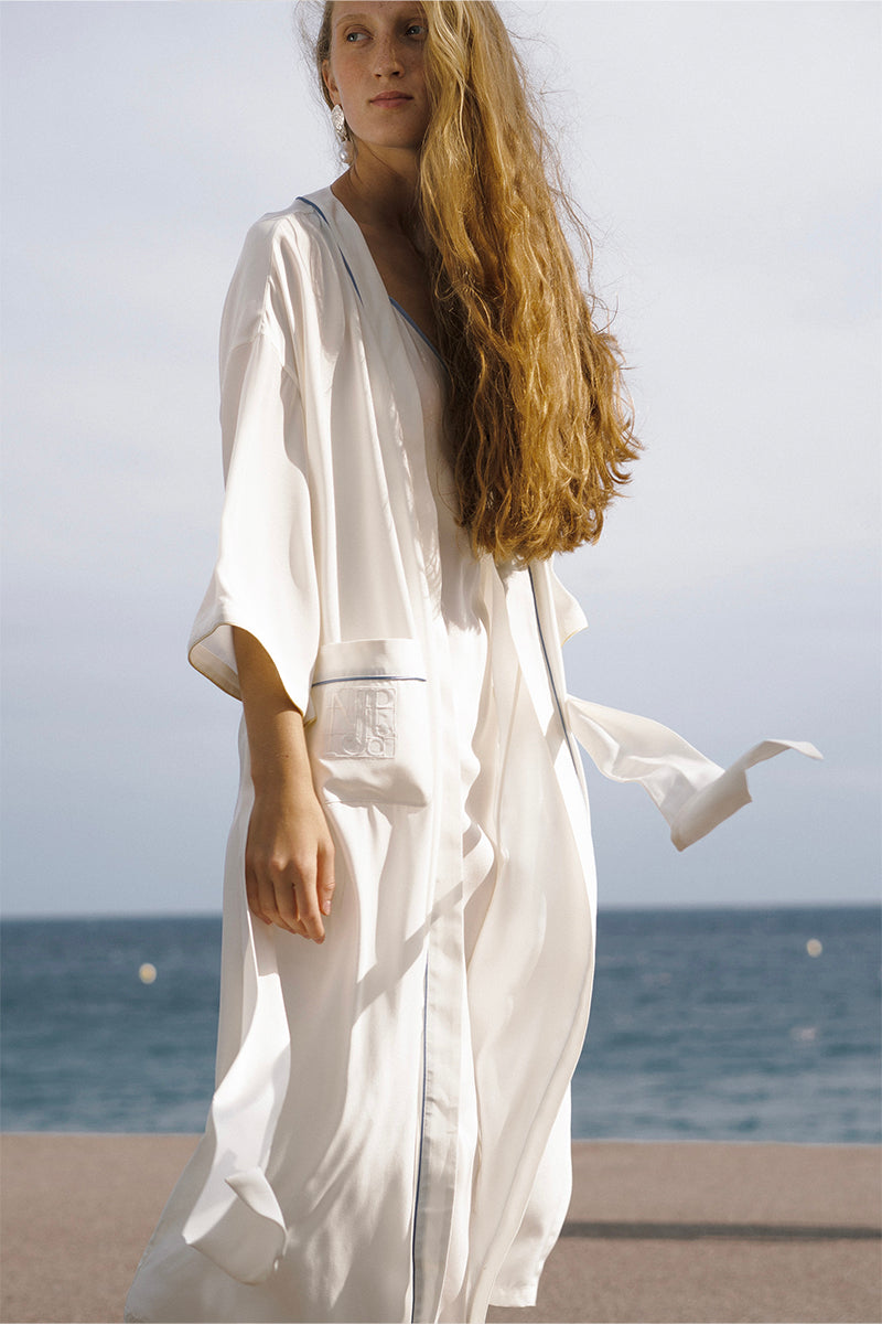 GLOSS OF WATER HYDRASILK WHITE ROBE - CULT MIA