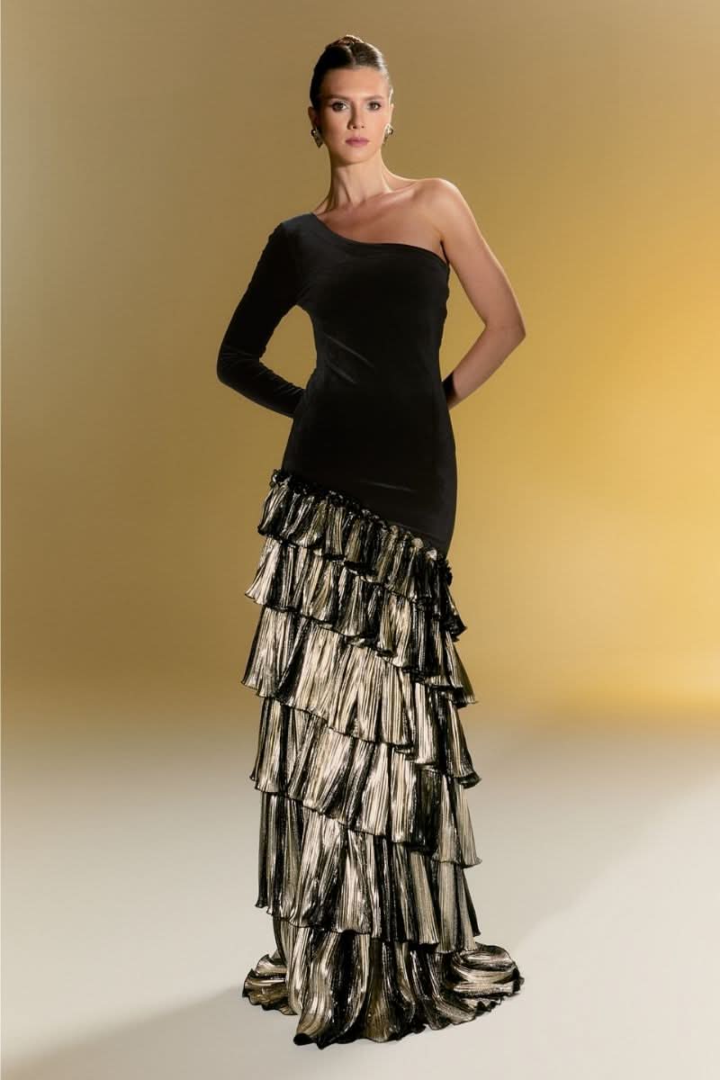 SR NUR KARAATA X CULT MIA BALTIMORE GOWN - CULT MIA
