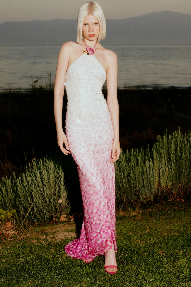 HALTER NECK BACKLESS DRESS IN WHITE TO PINK GRADIENT - CULT MIA