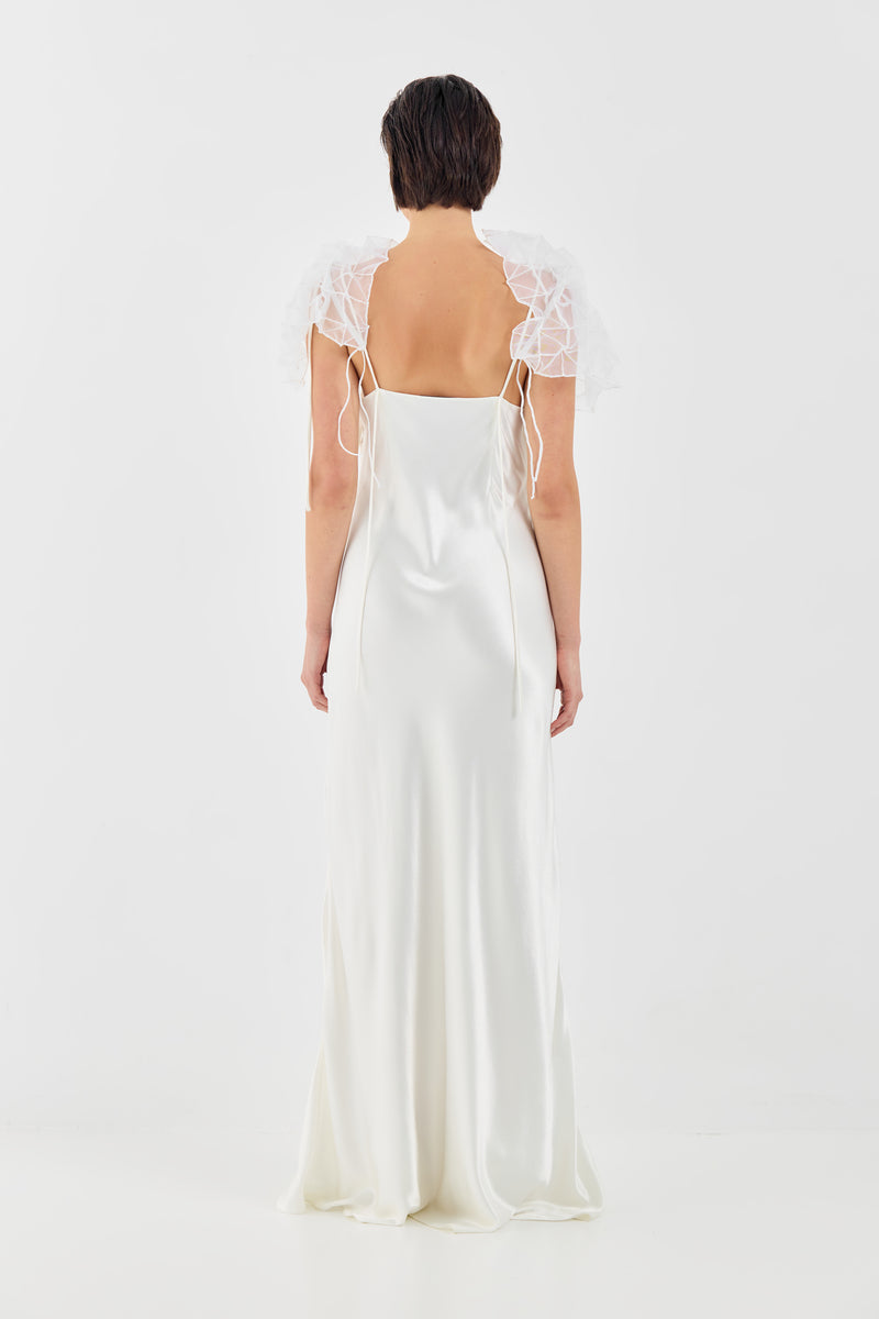 SOPHIE DRESS IN OYSTER WHITE - CULT MIA
