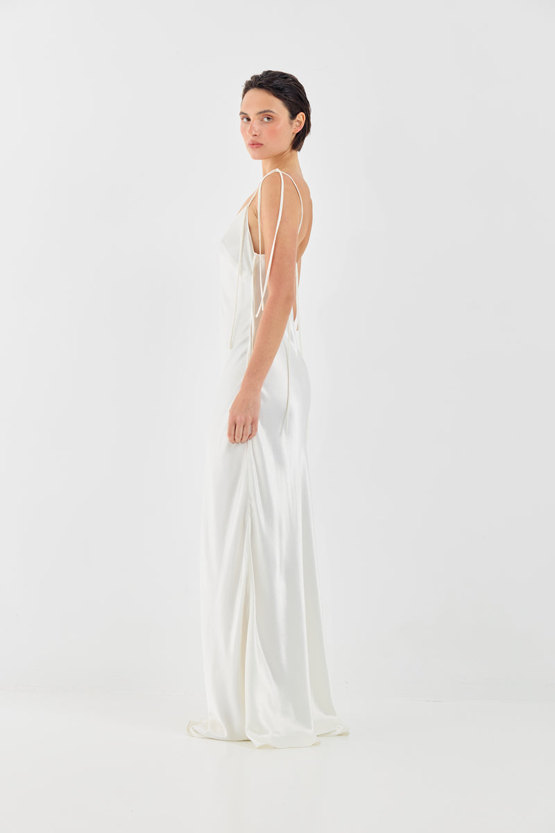 SOPHIE DRESS IN OYSTER WHITE - CULT MIA