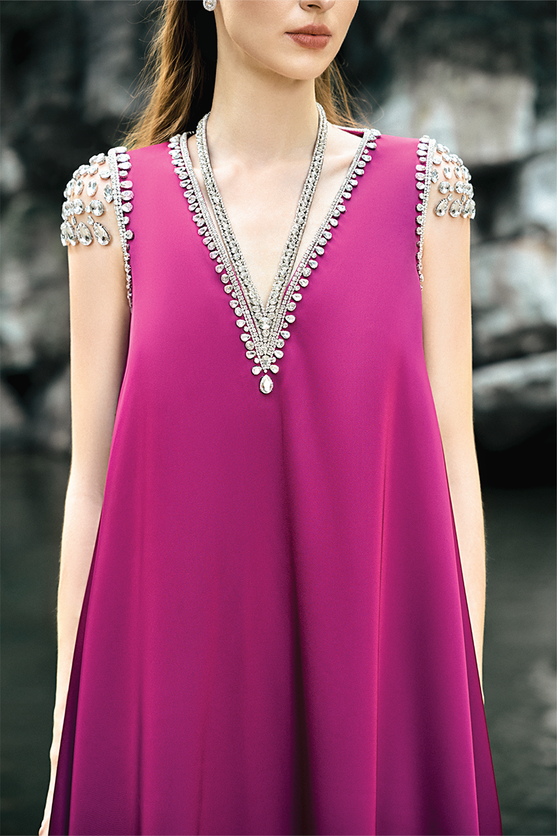 PURPLE PINK SLEEVELESS V-NECK STRAIGHT GOWN - CULT MIA