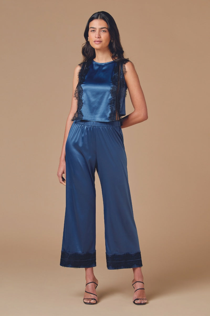 HONORE TOP IN NAVY BLUE BLACK - CULT MIA