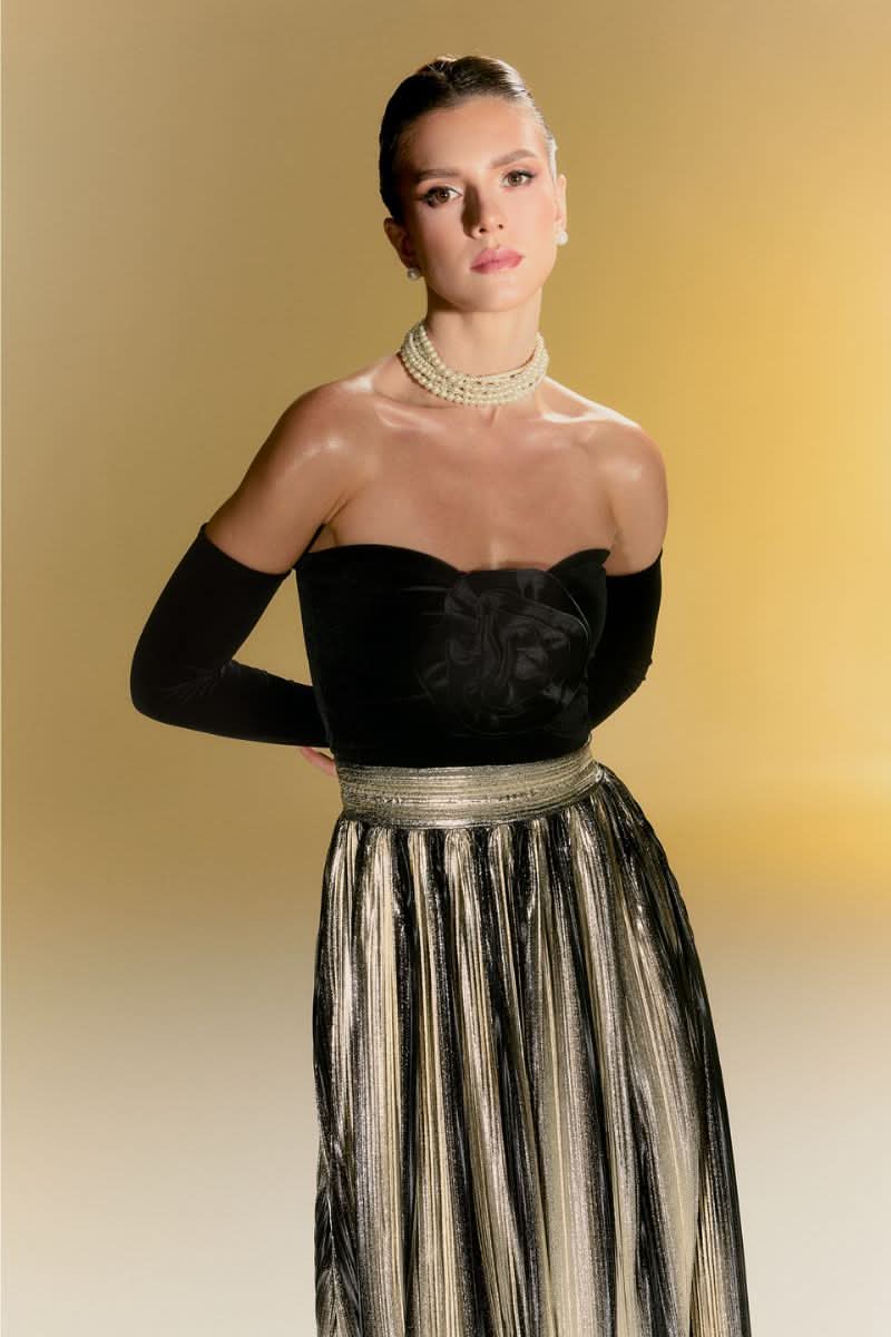 SR NUR KARAATA X CULT MIA ADDINGTON GOWN - CULT MIA
