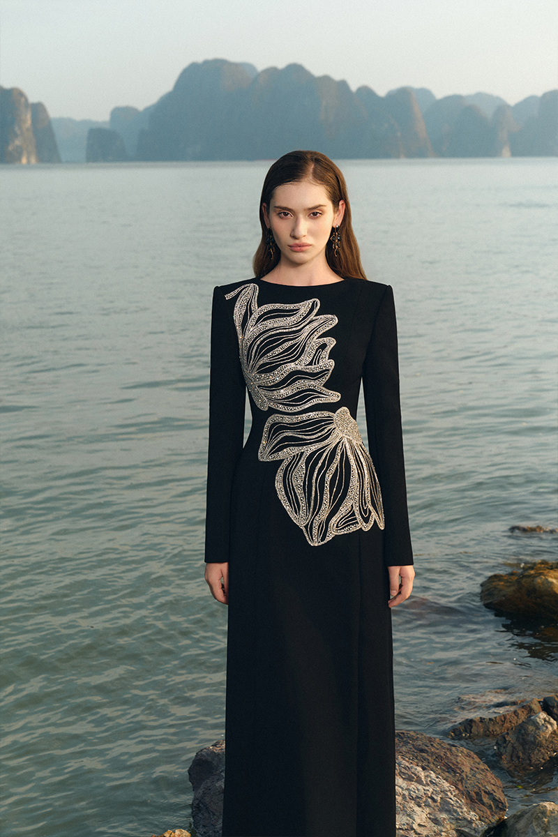 VELVET SATIN GOWN - CULT MIA