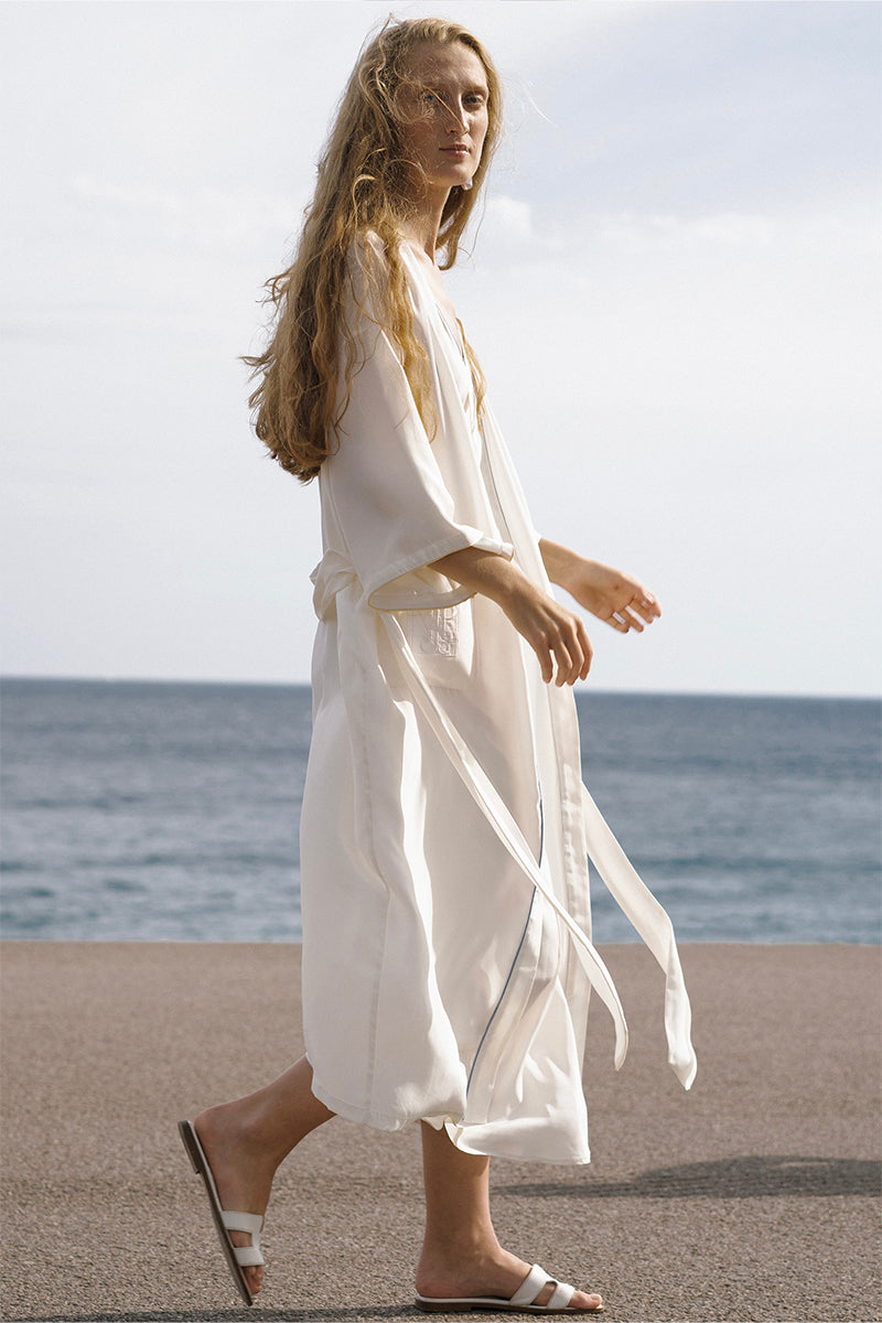 GLOSS OF WATER HYDRASILK WHITE ROBE - CULT MIA
