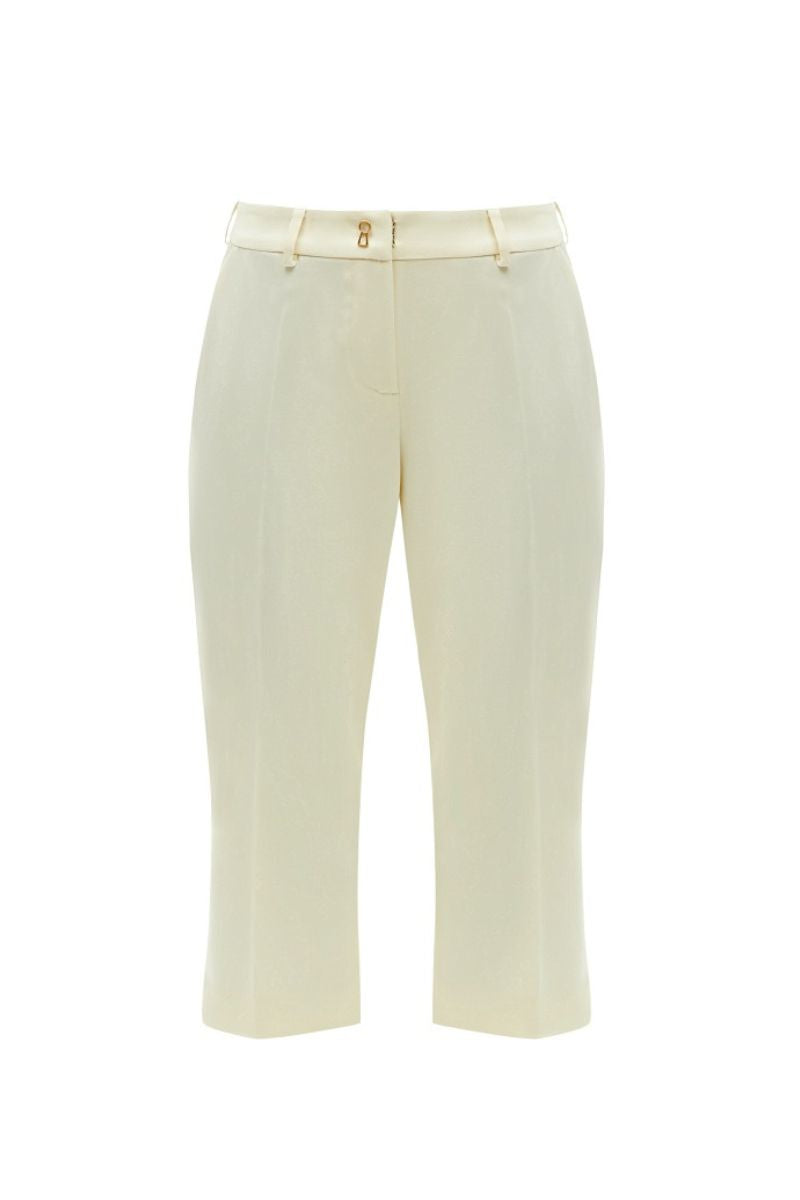 NEW LOOK CAPRI IN WHITE - CULT MIA