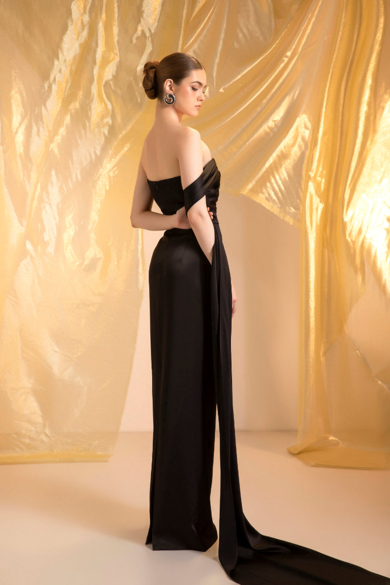 WINGED STRAPLESS GOWN - CULT MIA