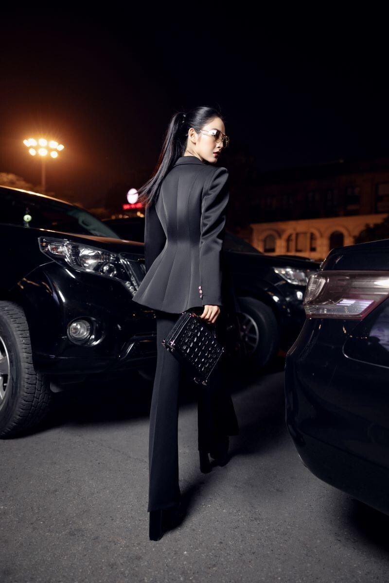 FIDELIA BLACK TAFFETA SLIM FIT THREE PIECE SET - CULT MIA
