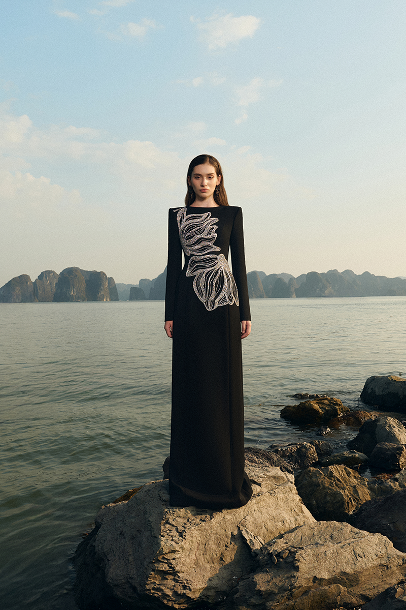 VELVET SATIN GOWN - CULT MIA