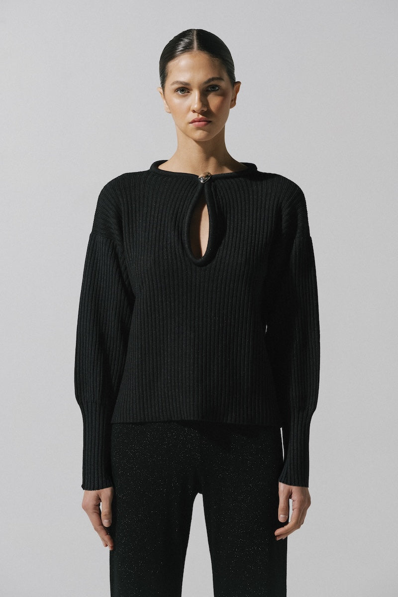 AKILA SWEATER IN BLACK - CULT MIA
