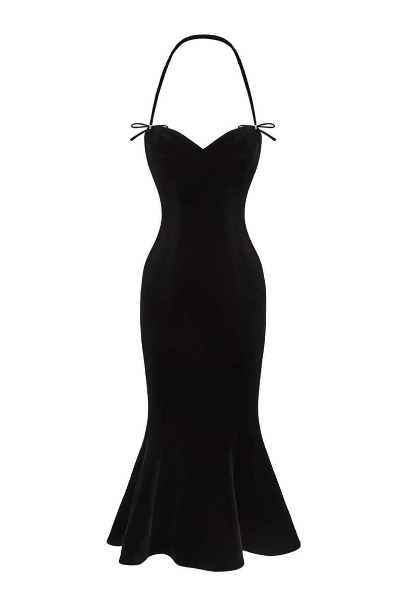 ALTHEA VELVET MAXI DRESS IN BLACK | CULT MIA | Nana Jacqueline ALTHEA VELVET MAXI DRESS IN BLACK | CULT MIA | Nana Jacqueline