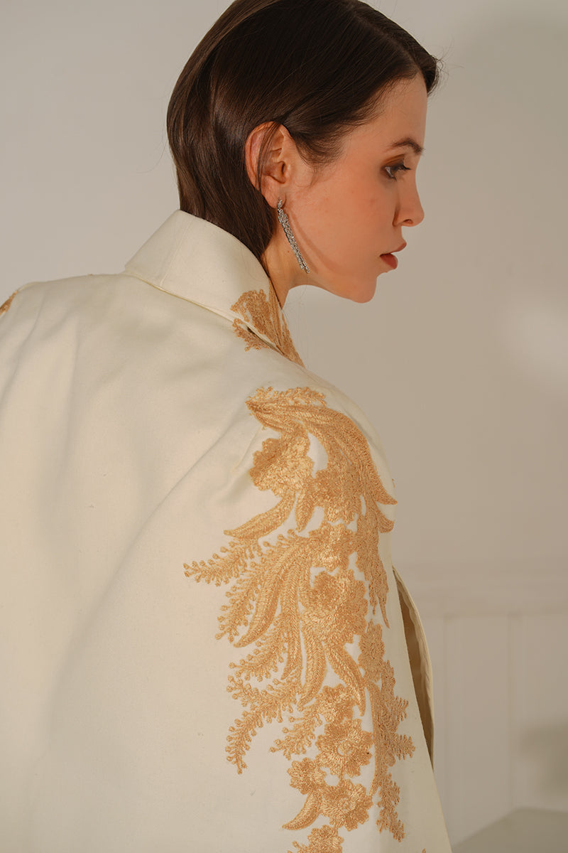 ALYA IVORY TUXEDO CAPE - CULT MIA