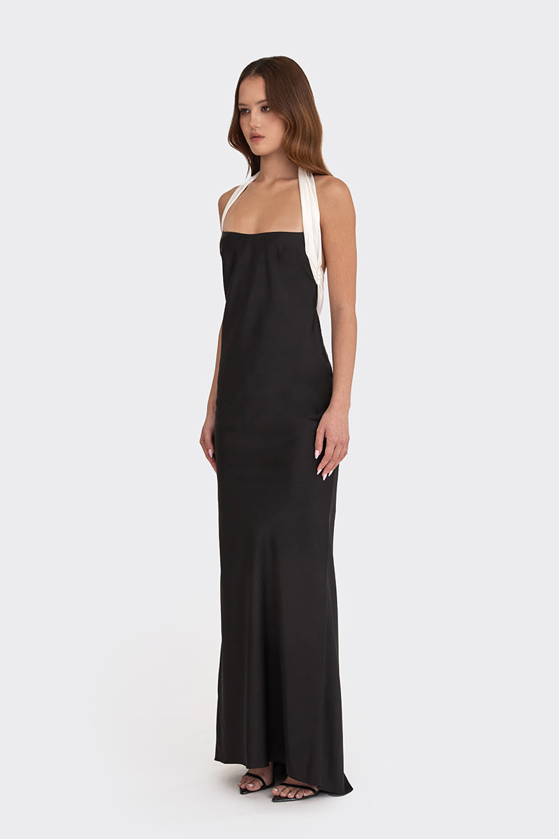 ANGELINE MAXI DRESS IN BLACK - CULT MIA