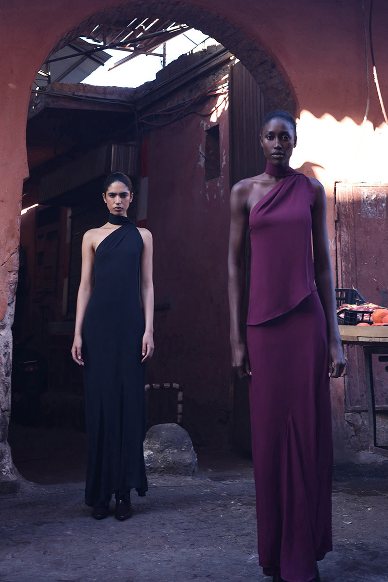 ARI MAXI DRESS IN BLACK - CULT MIA