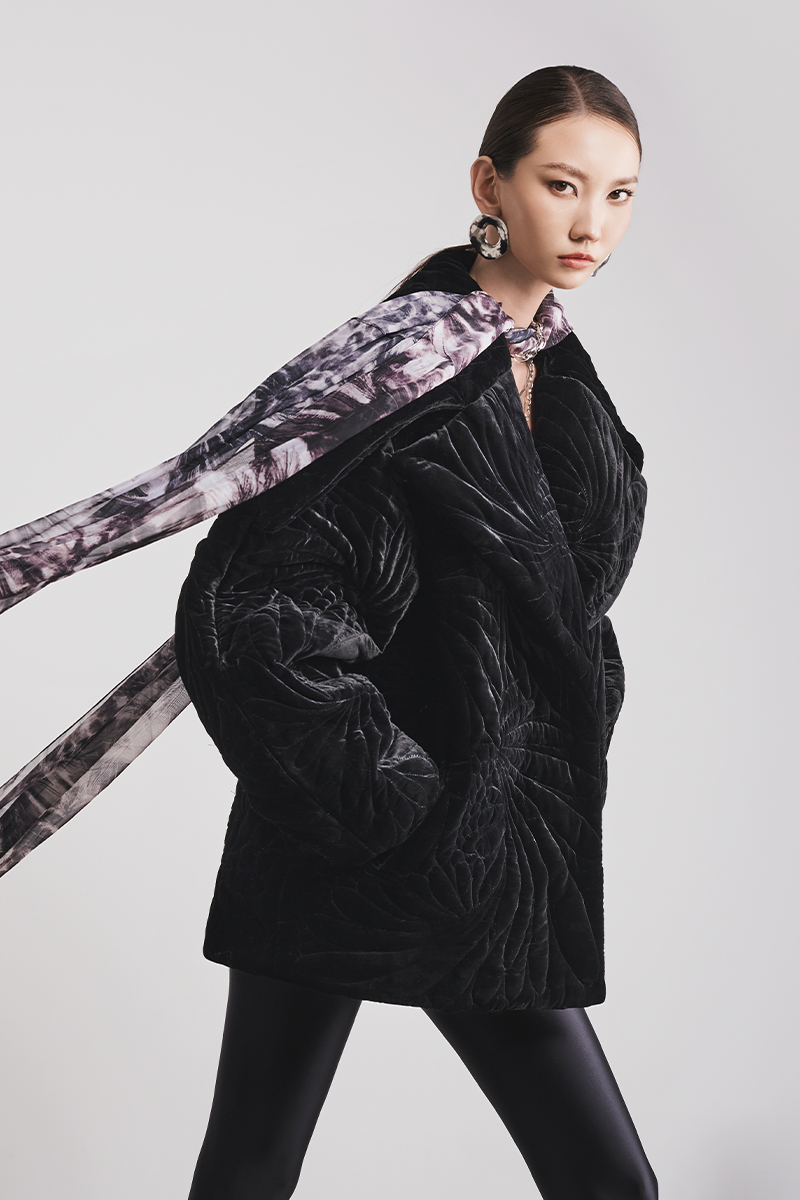 NIGHTFALL QUILTED COAT IN BLACK - CULT MIA