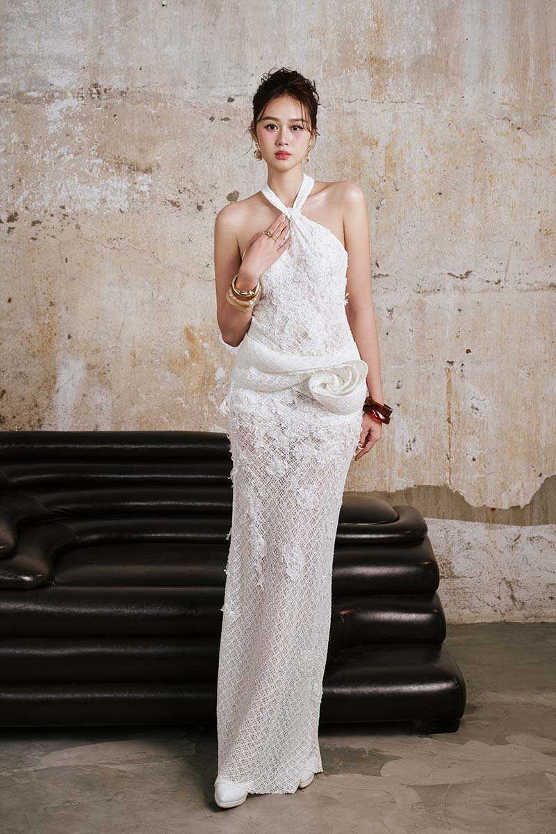 IVORY FRAME MAXI DRESS - CULT MIA