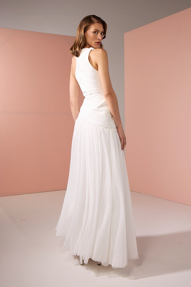 ASYMMETRICAL LOW WAISTLINE GOWN IN WHITE - CULT MIA