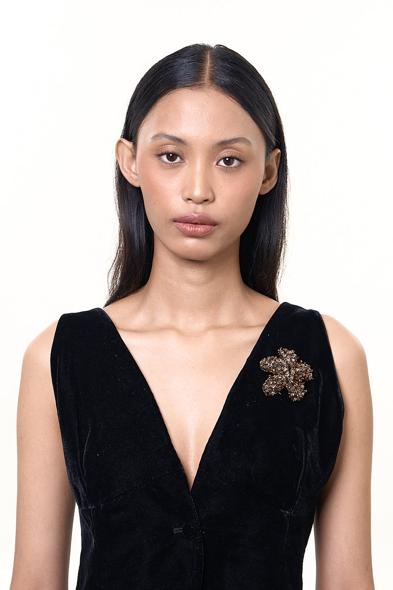 ELLIE SISTER GOLD BROOCH - CULT MIA