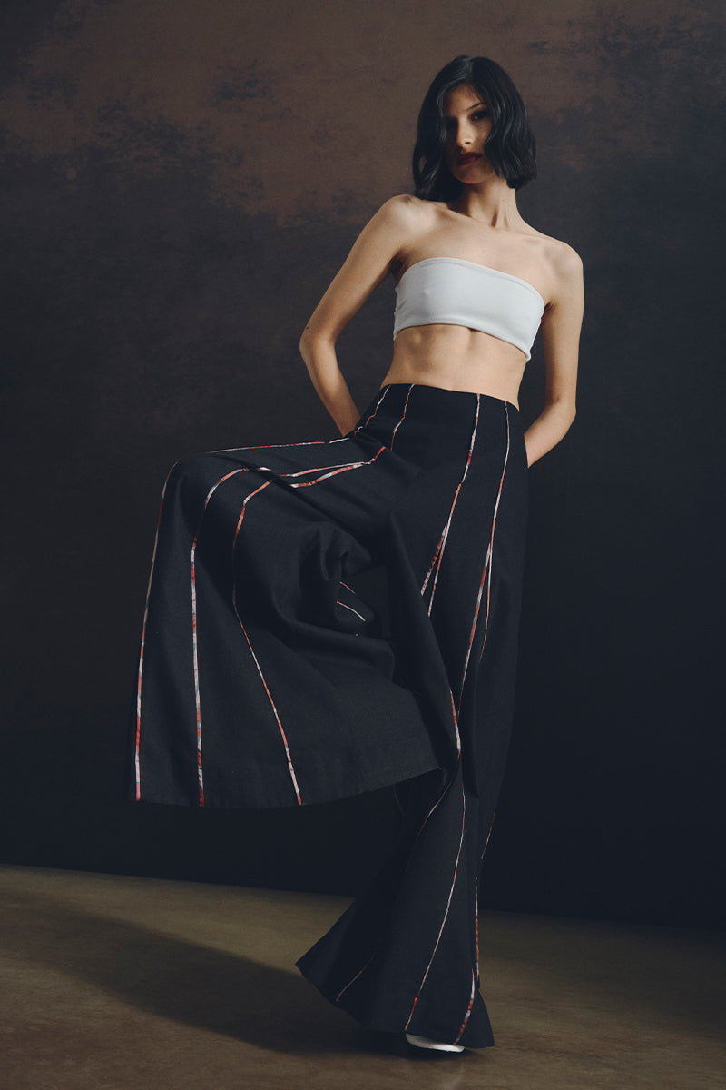 CAPITANIA PANTS IN BLACK - CULT MIA