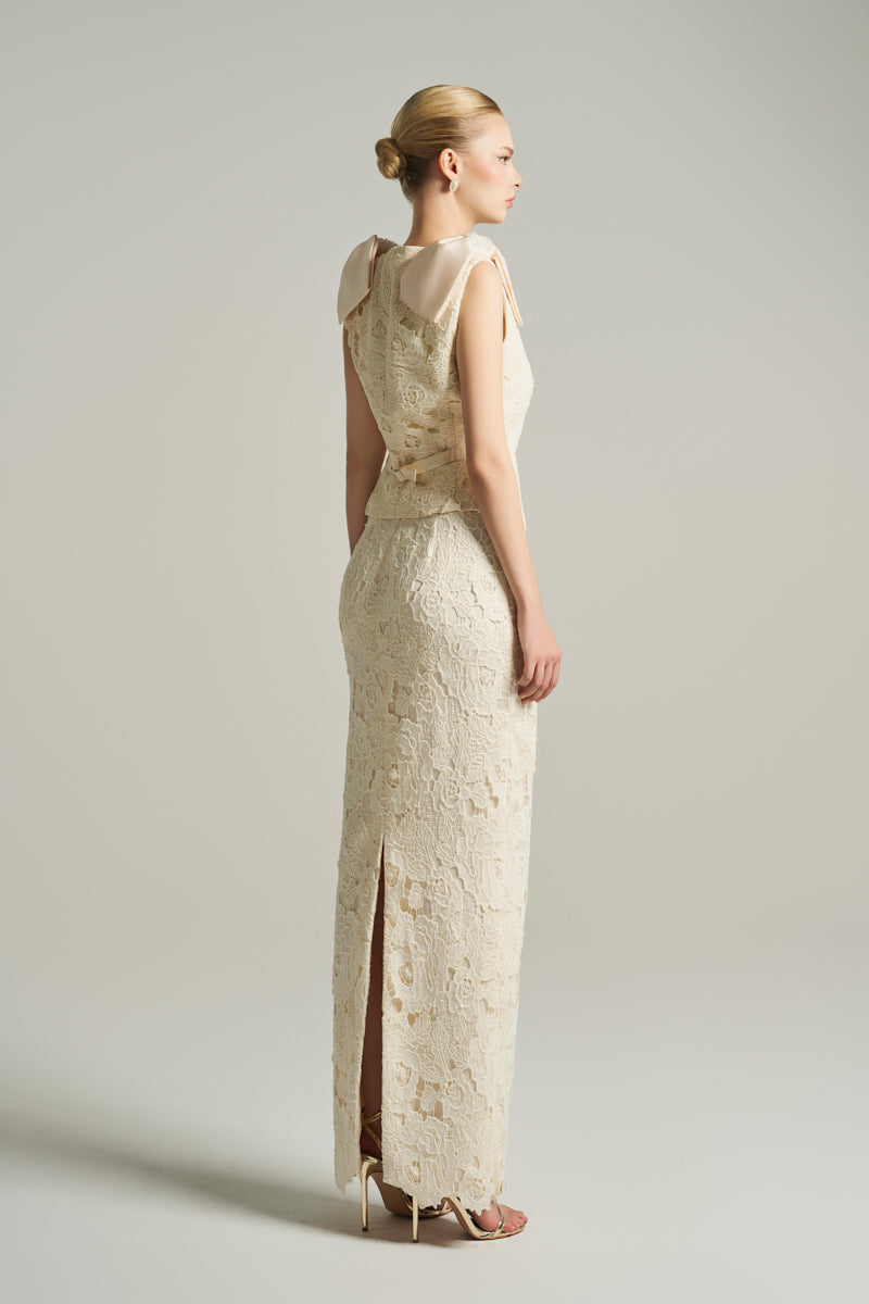 LACE TOP IN IVORY - CULT MIA