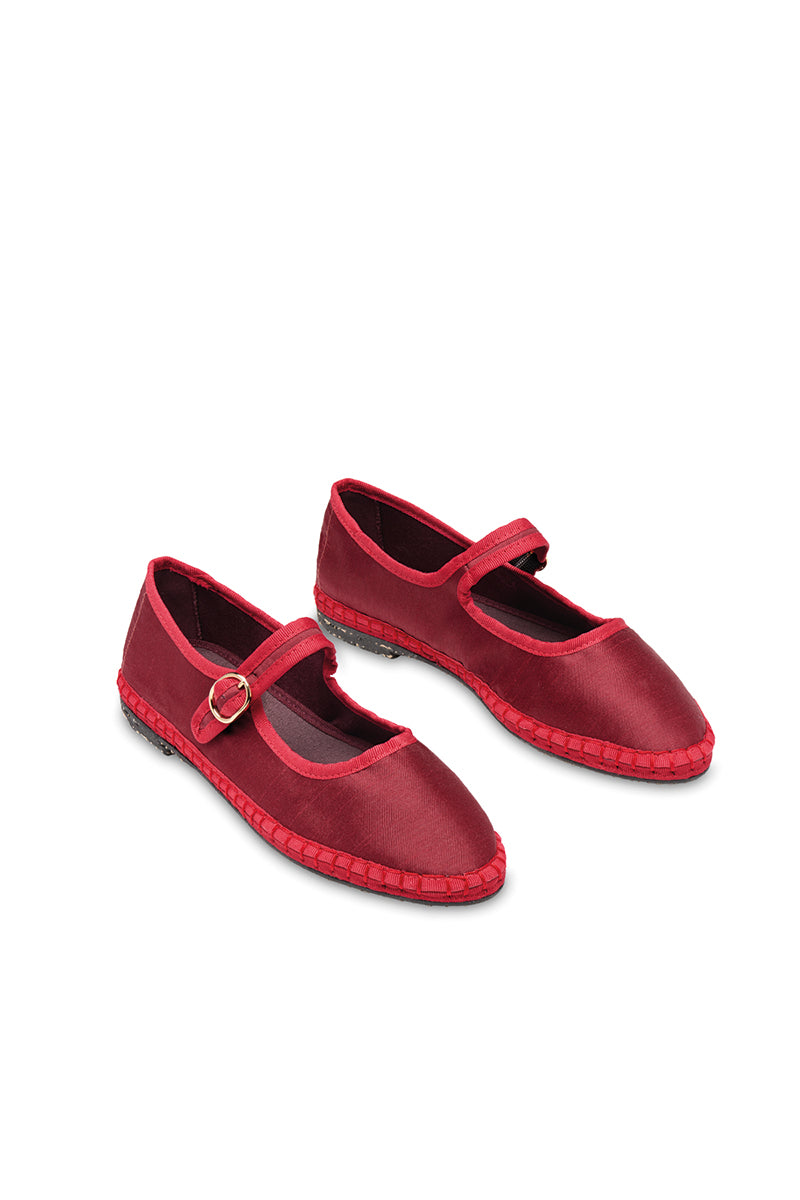 VIVIAN SHOES IN RED - CULT MIA