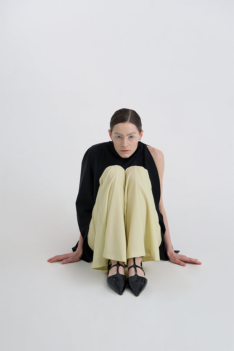 HIGH-WAISTED FLARED WOOL PANTS IN LEMON - CULT MIA