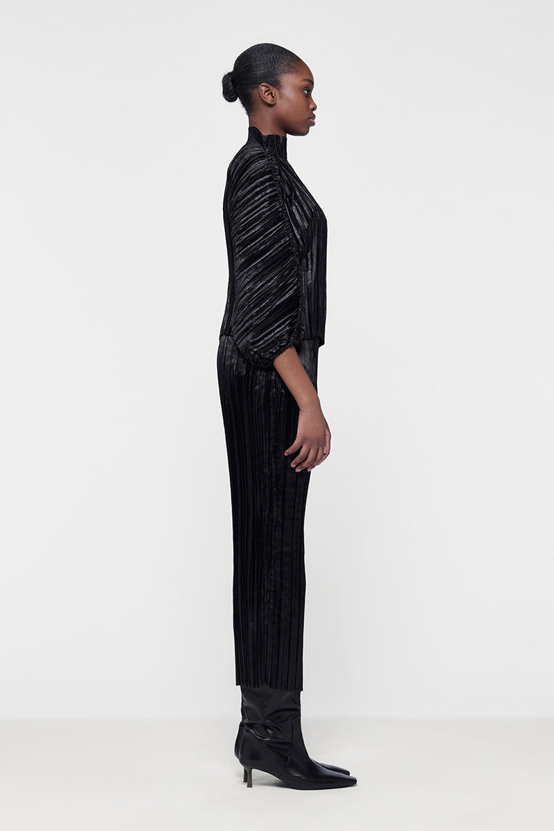 PLISSÉ BATWING TOP - CULT MIA