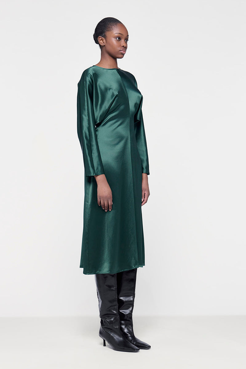 BATWING WAIST-ACCENTED DRESS - CULT MIA