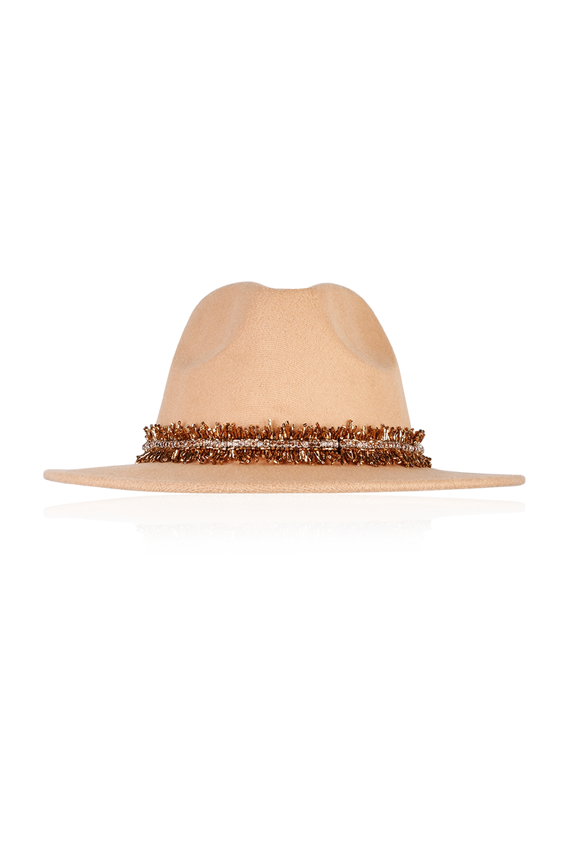 GOLD FEATHER HAT IN BROWN - CULT MIA