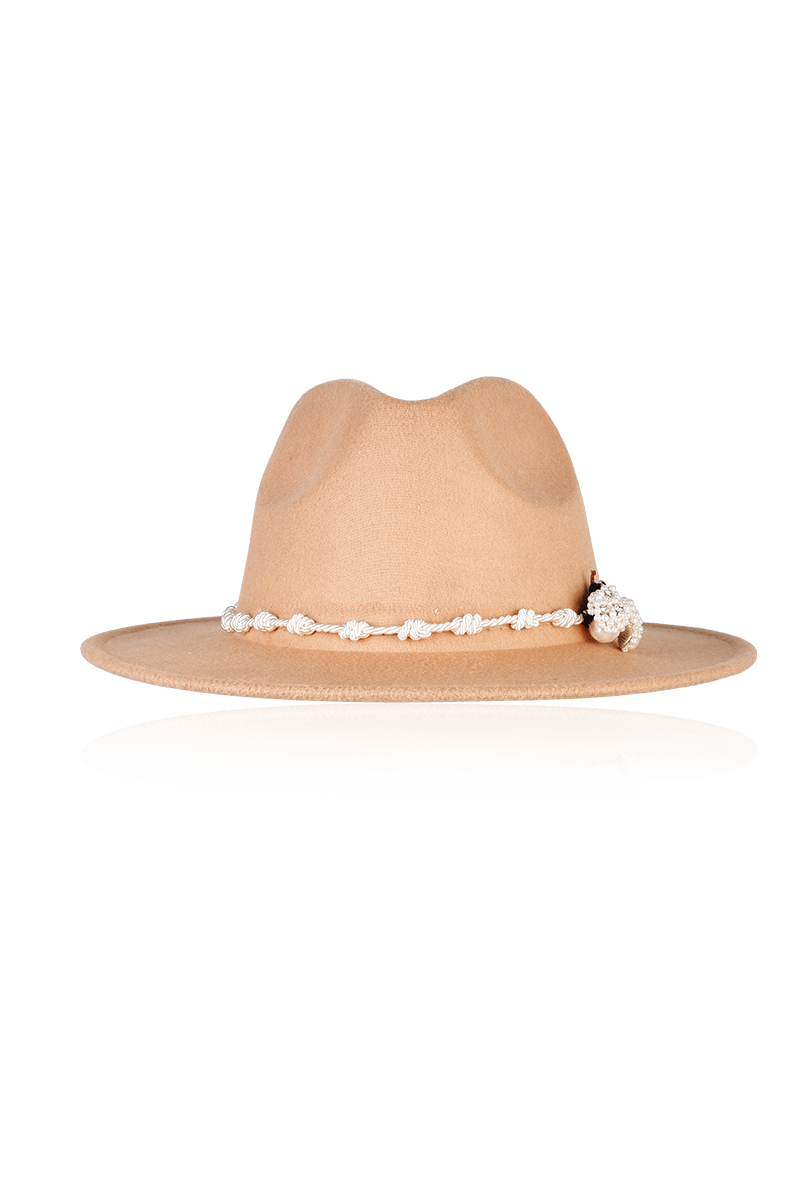 PEARLS LADYBUG HAT IN BROWN - CULT MIA