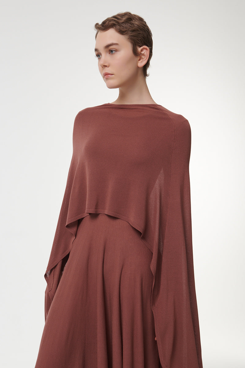 KNITTED CAPE IN BROWN - CULT MIA