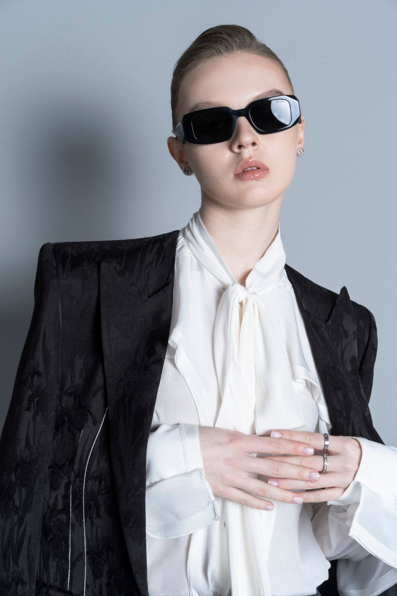 GRENOBLE JACKET IN BLACK - CULT MIA