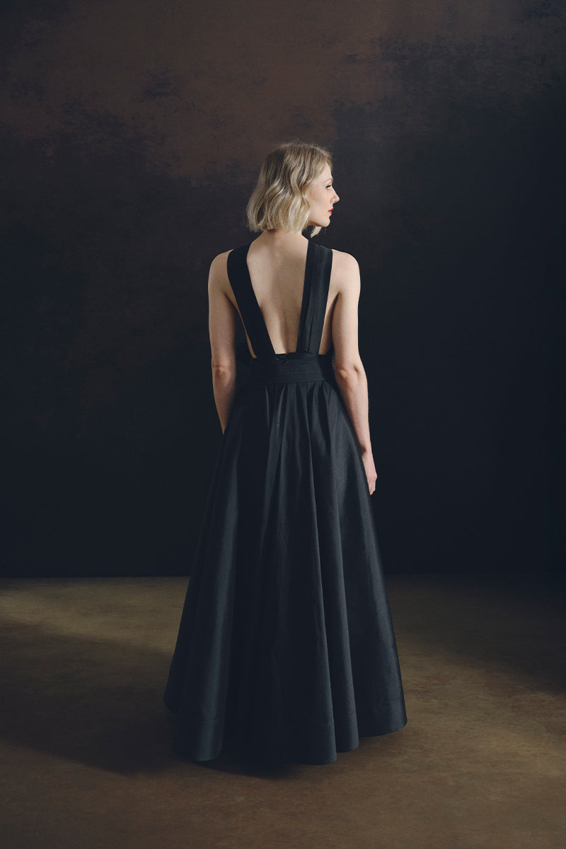 LADY OF THE NIGHT DRESS IN BLACK - CULT MIA